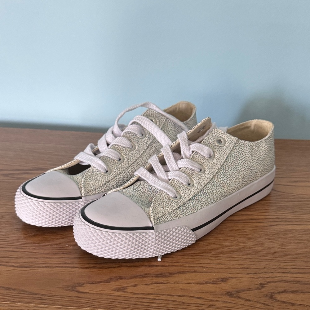 Airwalk Kids Sneakers in Cream